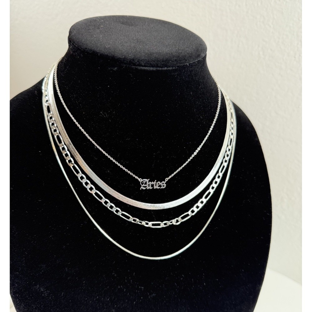 Aries Zodiac Layered Silver Tone Necklace Set Figaro Herringbone Chain Y2K 2000s